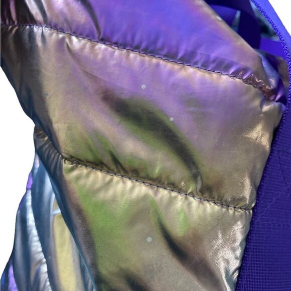 Large Metallic Puffer Tote Weekender w/ Decorative purple Straps - Picture 13 of 16